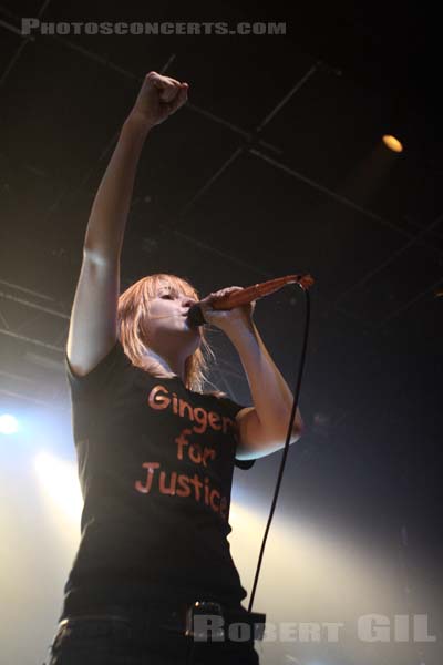 PARAMORE - 2008-06-18 - PARIS - Le Bataclan - Hayley Nichole Williams